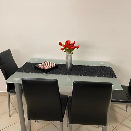 Elixir Apartment *
